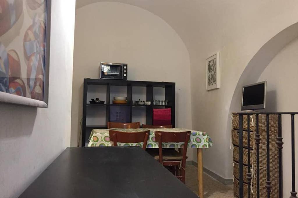 Historic Apartment In Centre Of City 100M To Sea Monopoli Εξωτερικό φωτογραφία