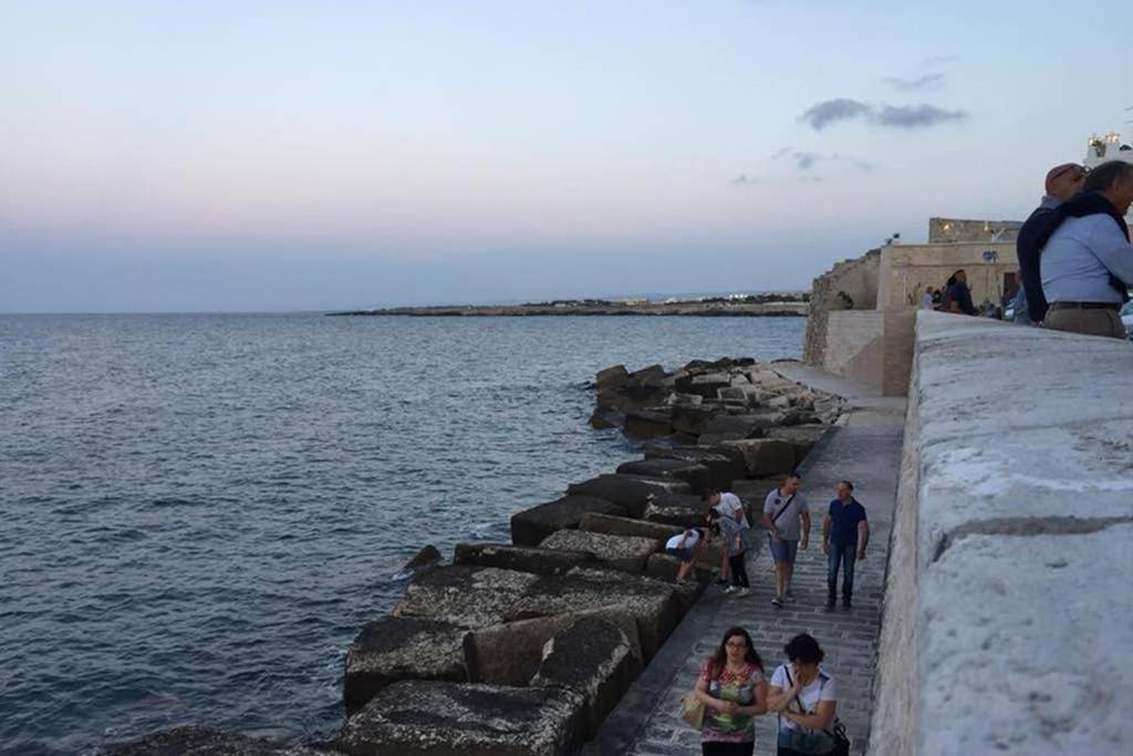 Historic Apartment In Centre Of City 100M To Sea Monopoli Εξωτερικό φωτογραφία